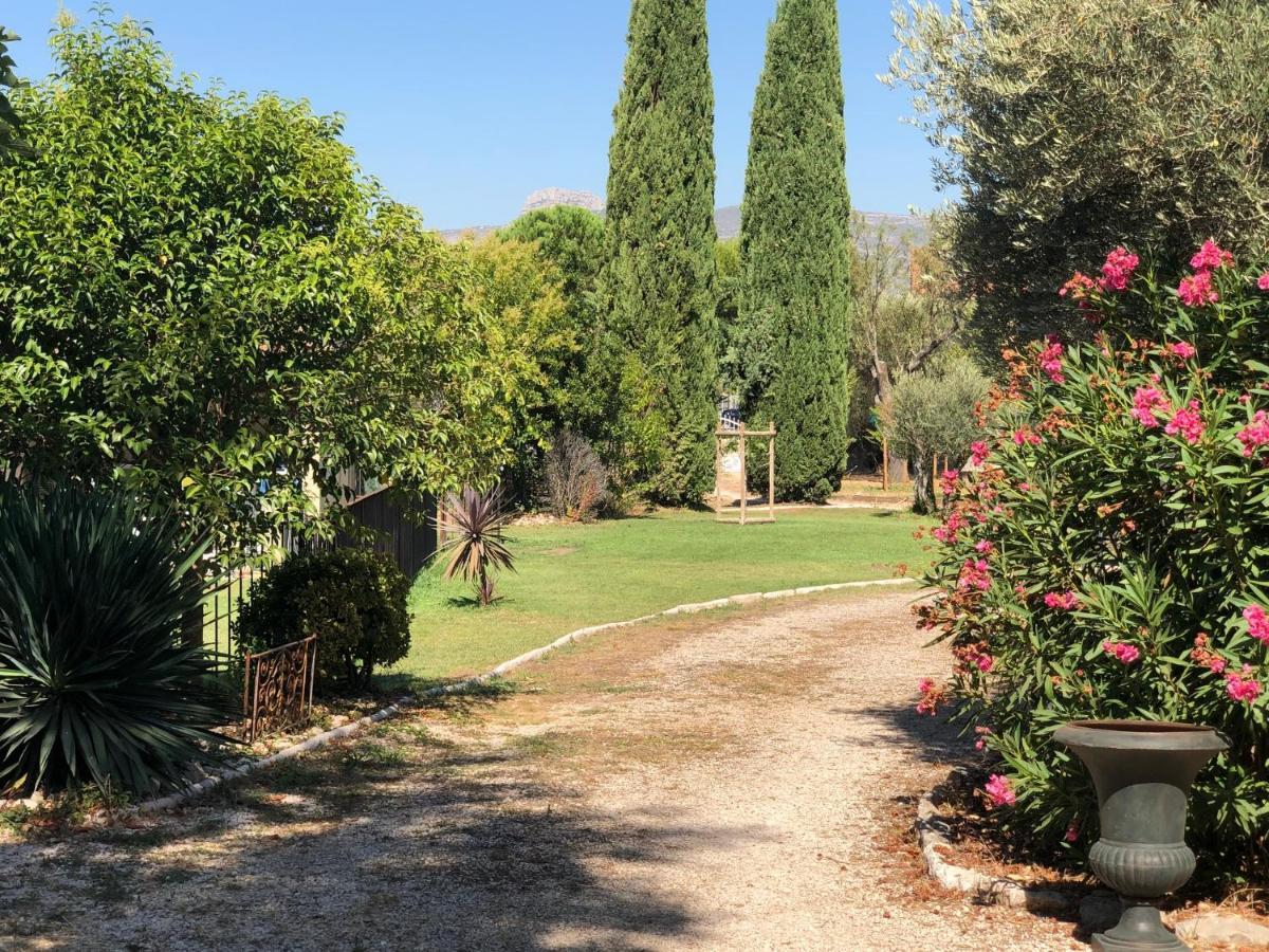 Authentique Mas Provencal Gemenos Villa Exterior photo